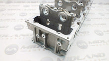Load image into Gallery viewer, CYLINDER HEAD FOR MITSUBISHI SHOGUN TRITON CANTER FUSO 3.0TD 4M42 ME194151