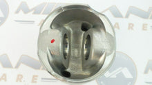 Load image into Gallery viewer, TRAFIC PRIMASTAR VIVARO M9R 2.0 Dci 16v ENGINE NEW STD PISTON SET OF 4 32mm PIN
